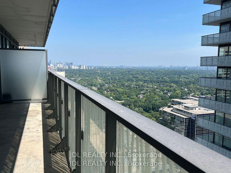 42 Charles Street E 3609 #3609, Toronto — Condo for sale, photo 1