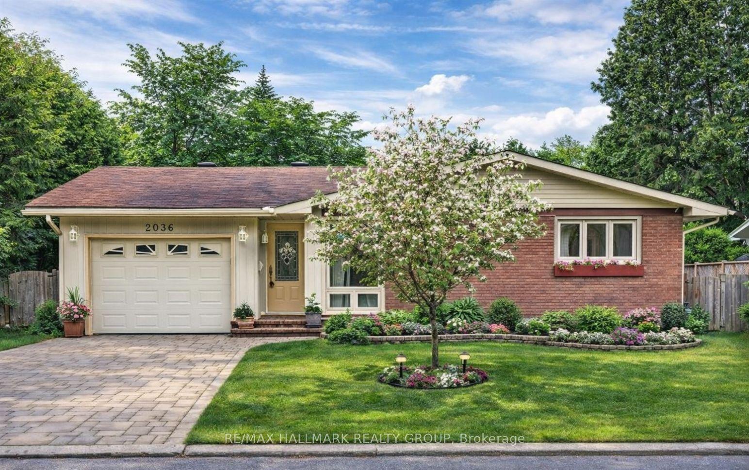 2036 KINGS GROVE Crescent, Beacon Hill North - South and Area — Detached for sale, photo 1
