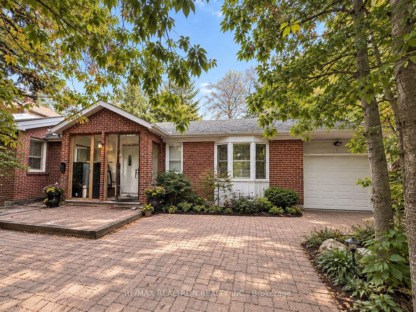 97 Estelle Avenue, Toronto — Detached for sale, photo 1