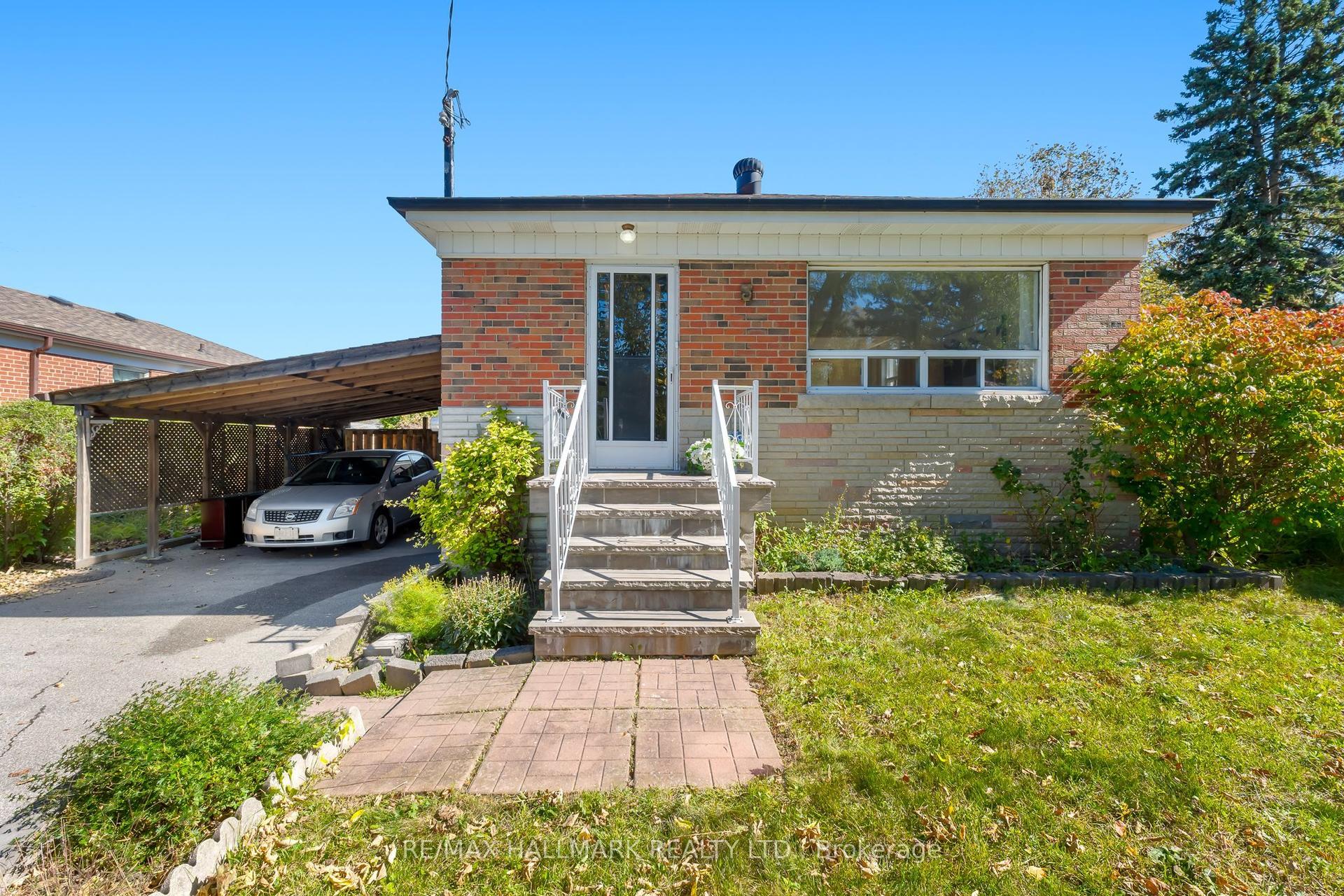 3 Armada Court, Toronto — Detached for sale, photo 1