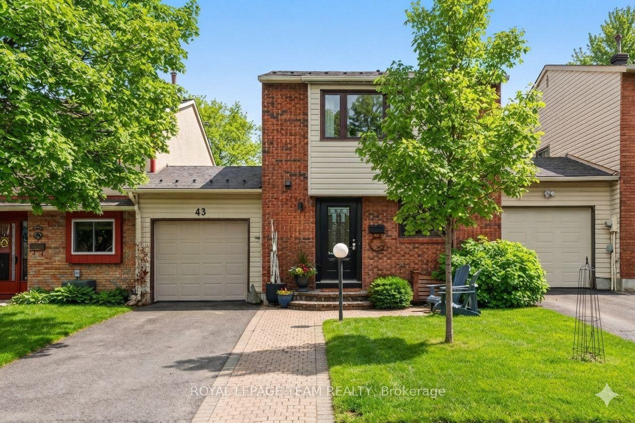 43 Whelan Drive — photo 1