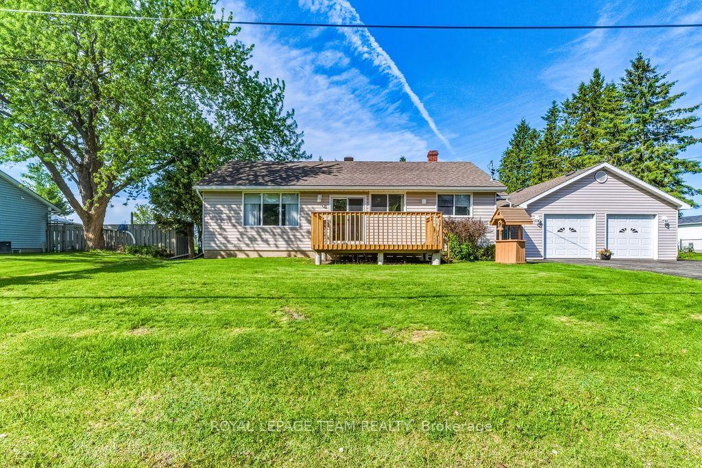 111 Campbell Drive — photo 1