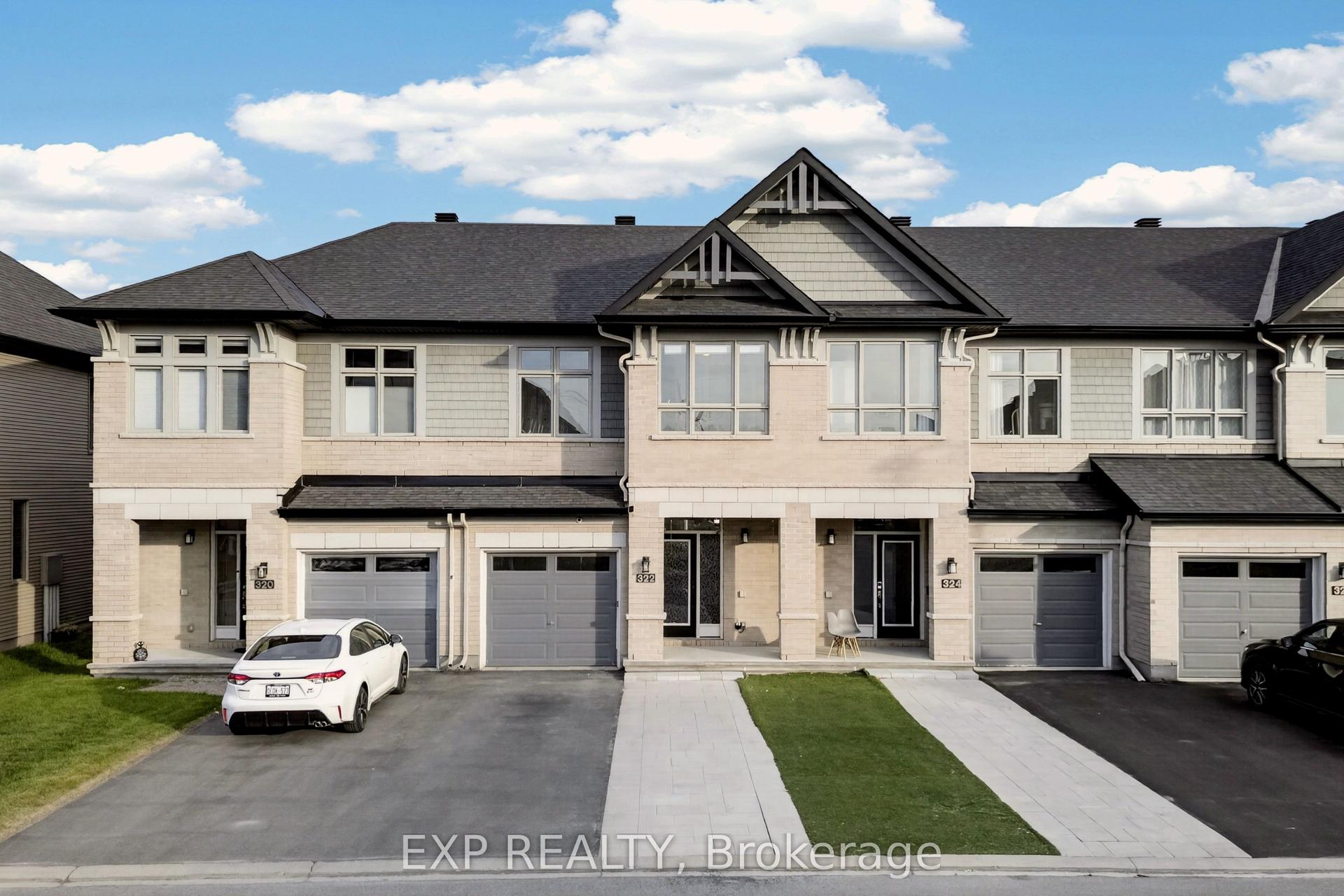 322 Rainrock Crescent — photo 1