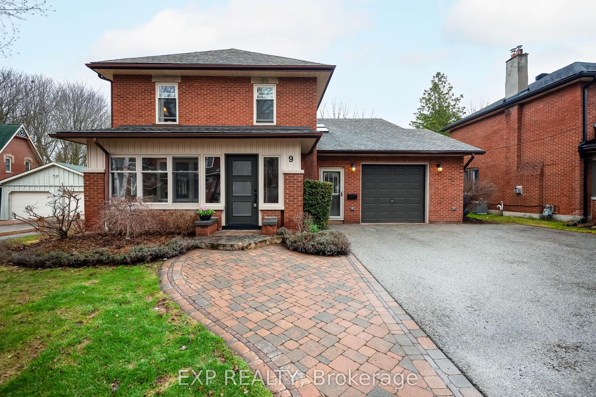 9 Wellington Street — photo 1