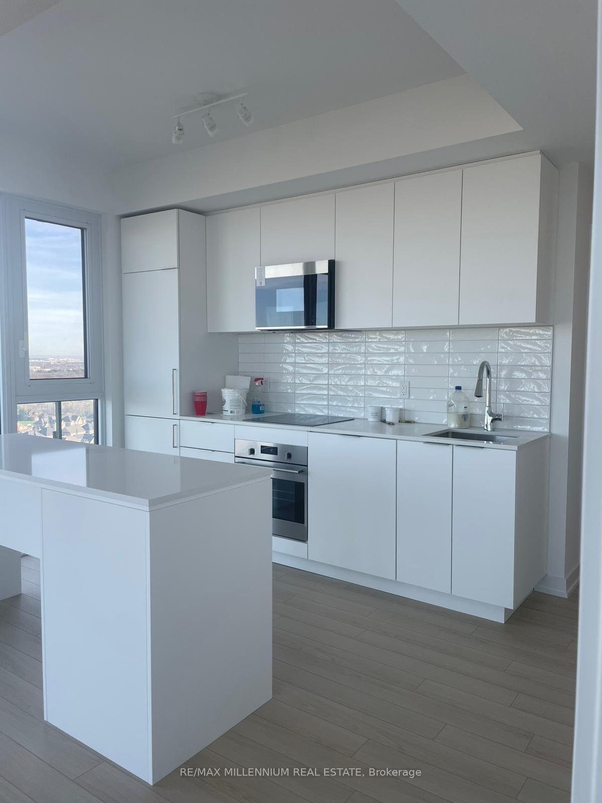 15 SkyRidge Drive 1902 #1902 — photo 1