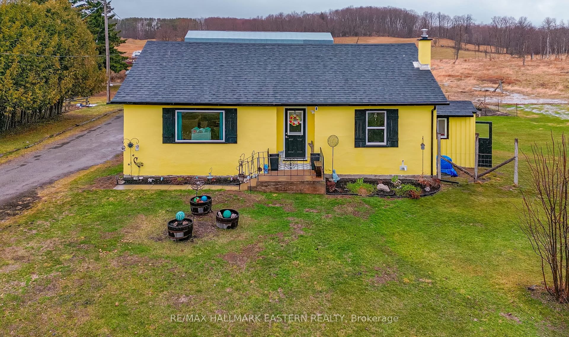 1095 Slab Street — photo 1