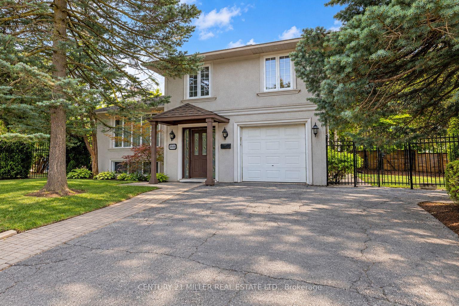 2039 Wakely Street, Oakville — Detached for sale, photo 1