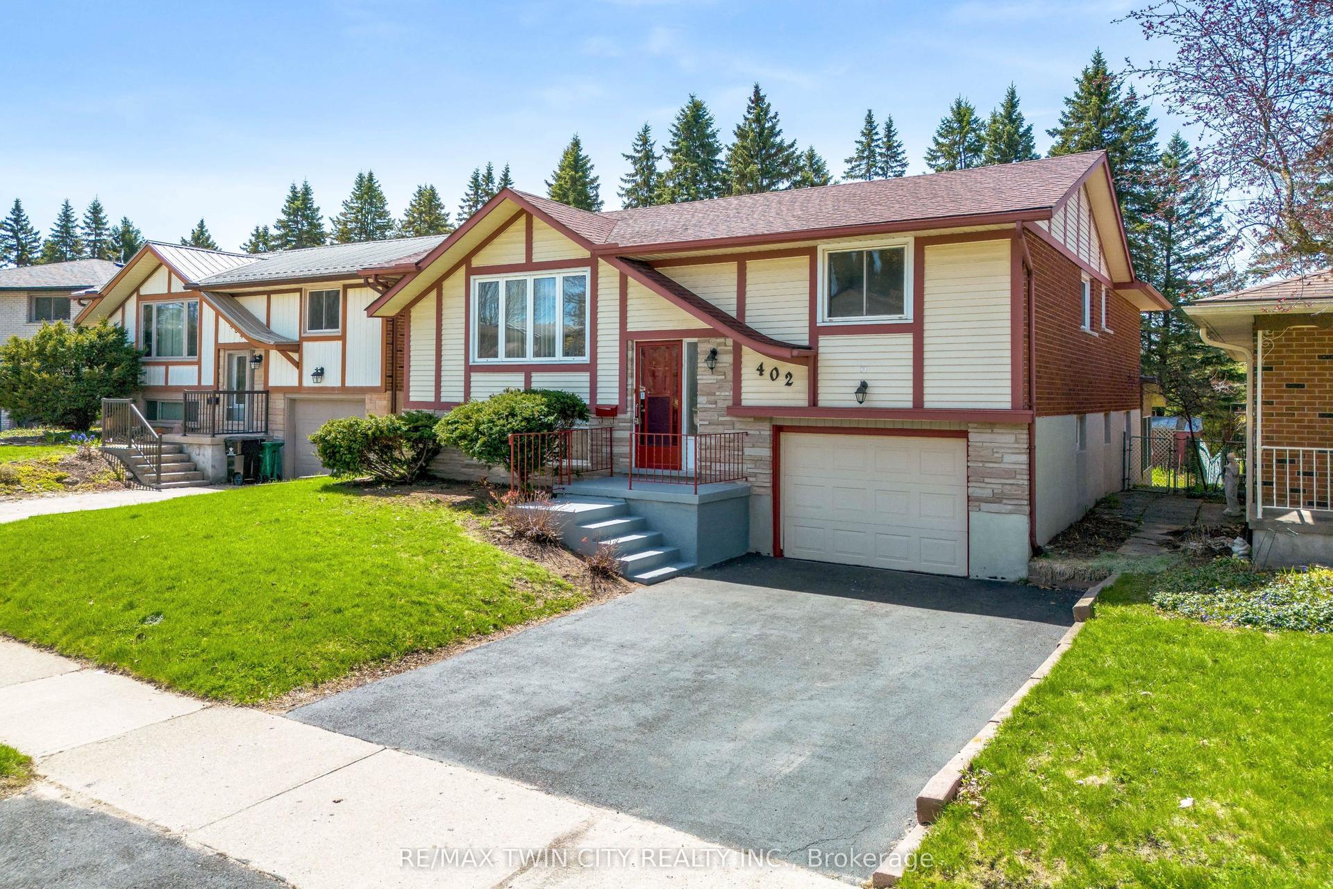402 Lakeview Drive, Waterloo — Detached for lease, photo 1