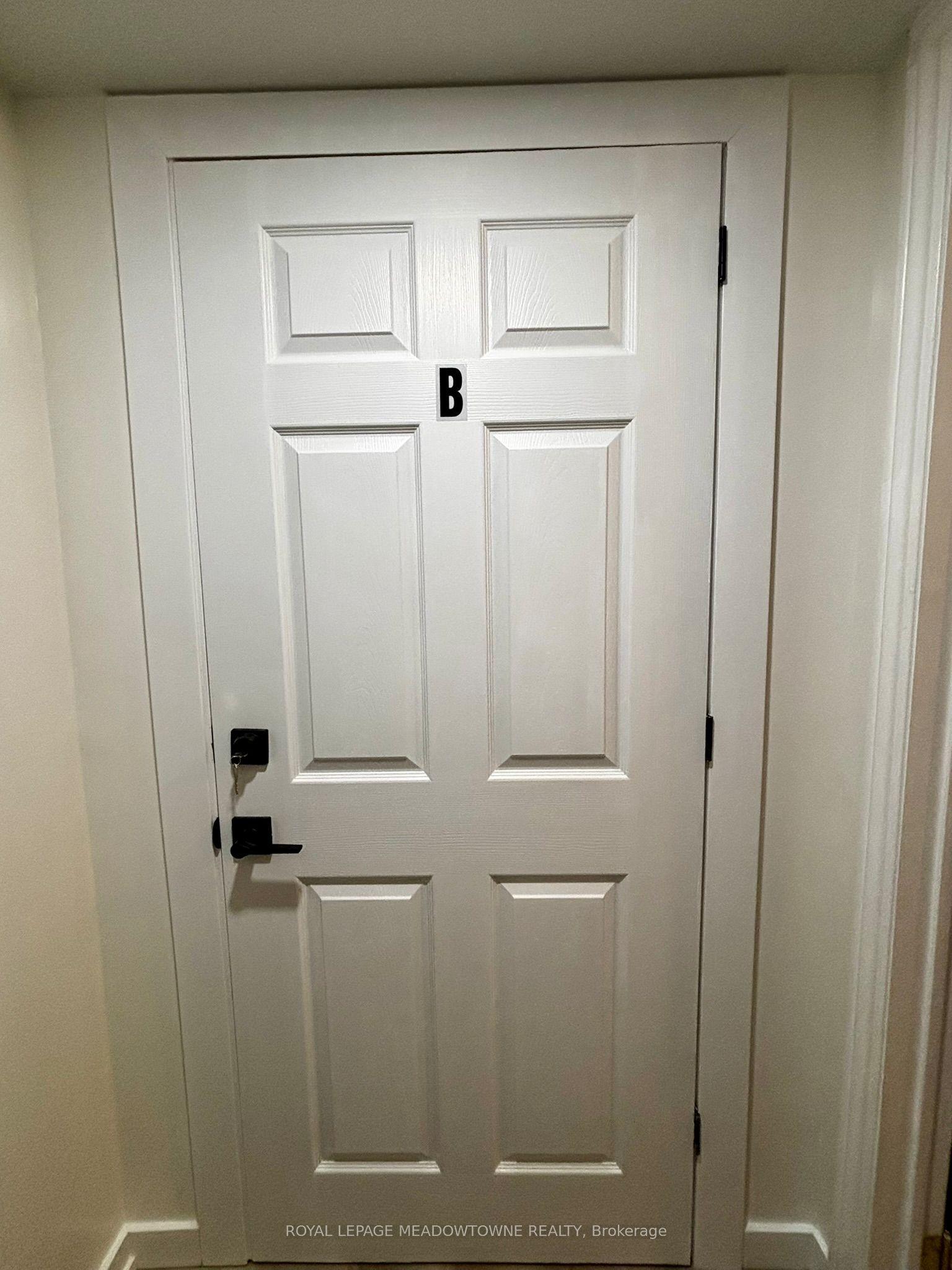 736 Sunnypoint Drive Basement B #Basement B — photo 1