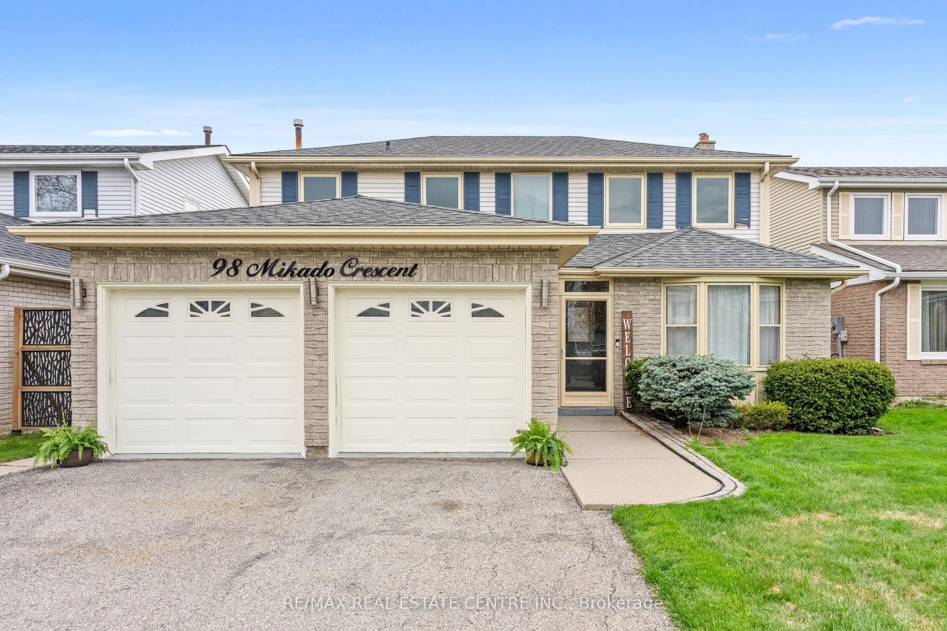 98 Mikado Crescent — photo 1