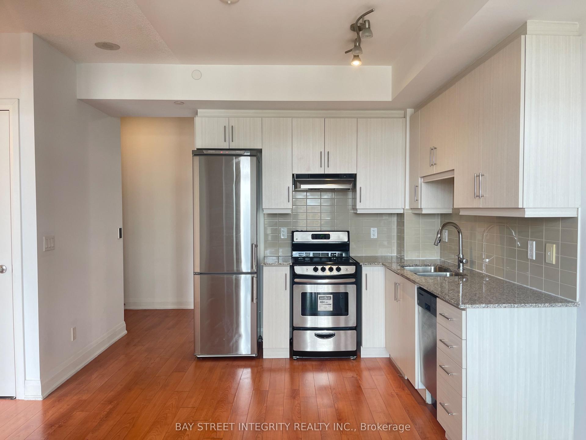 68 Canterbury Place 1001 #1001, Toronto — Condo for lease, photo 1
