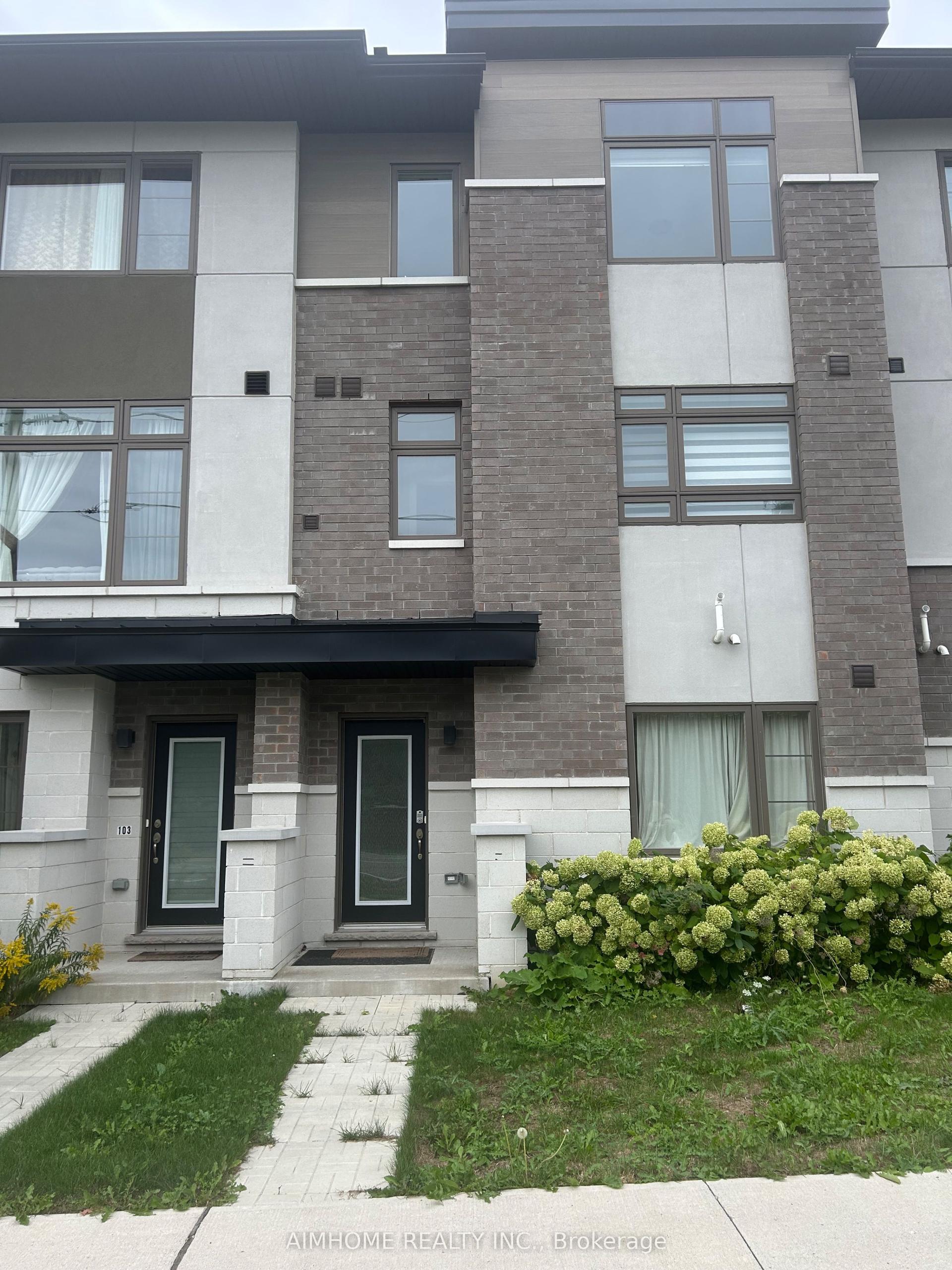 250 Finch Avenue 102 #102, Pickering — Townhouse for lease, photo 1