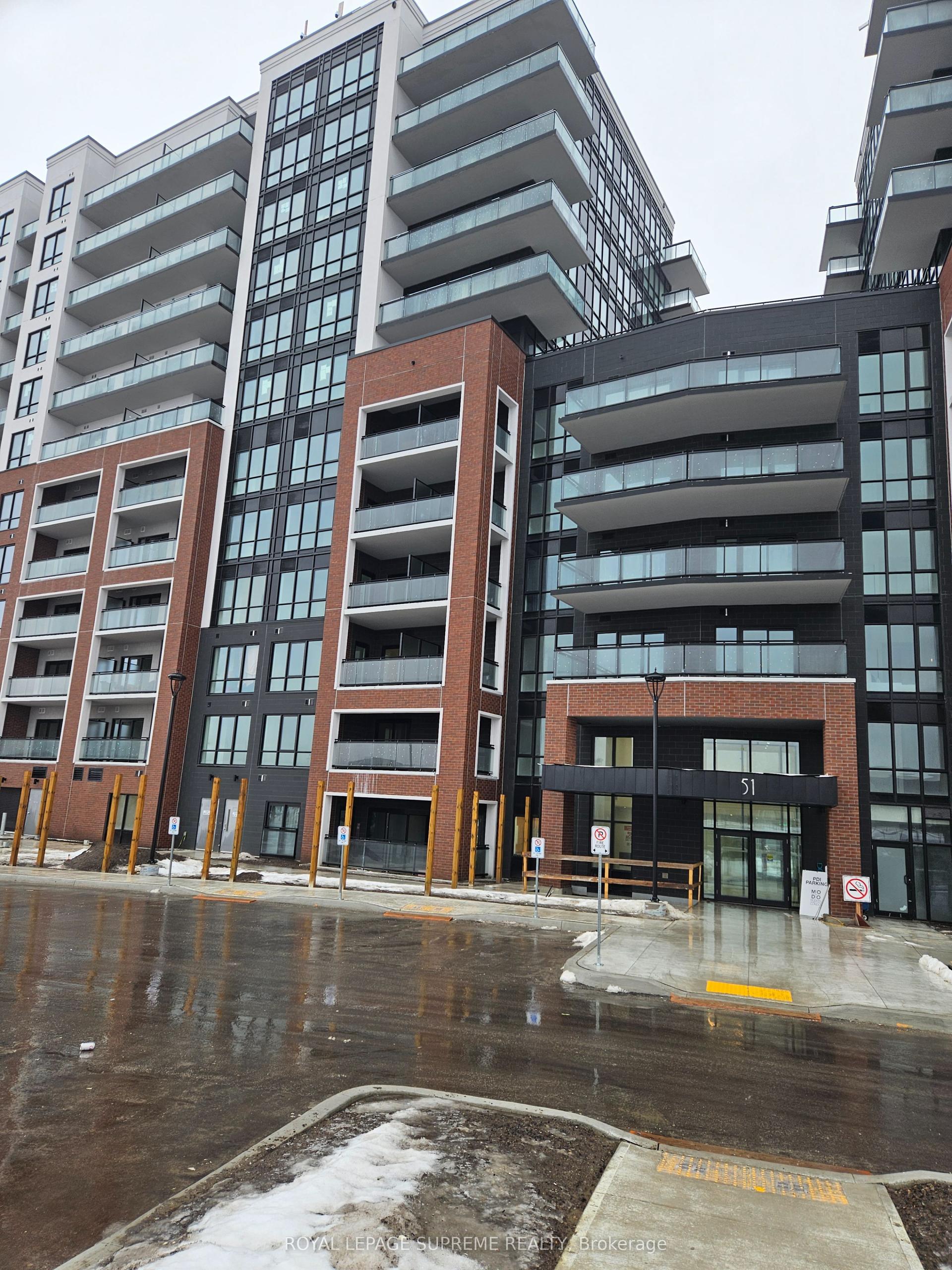 51 Clarington Boulevard 1122 #1122 — photo 1