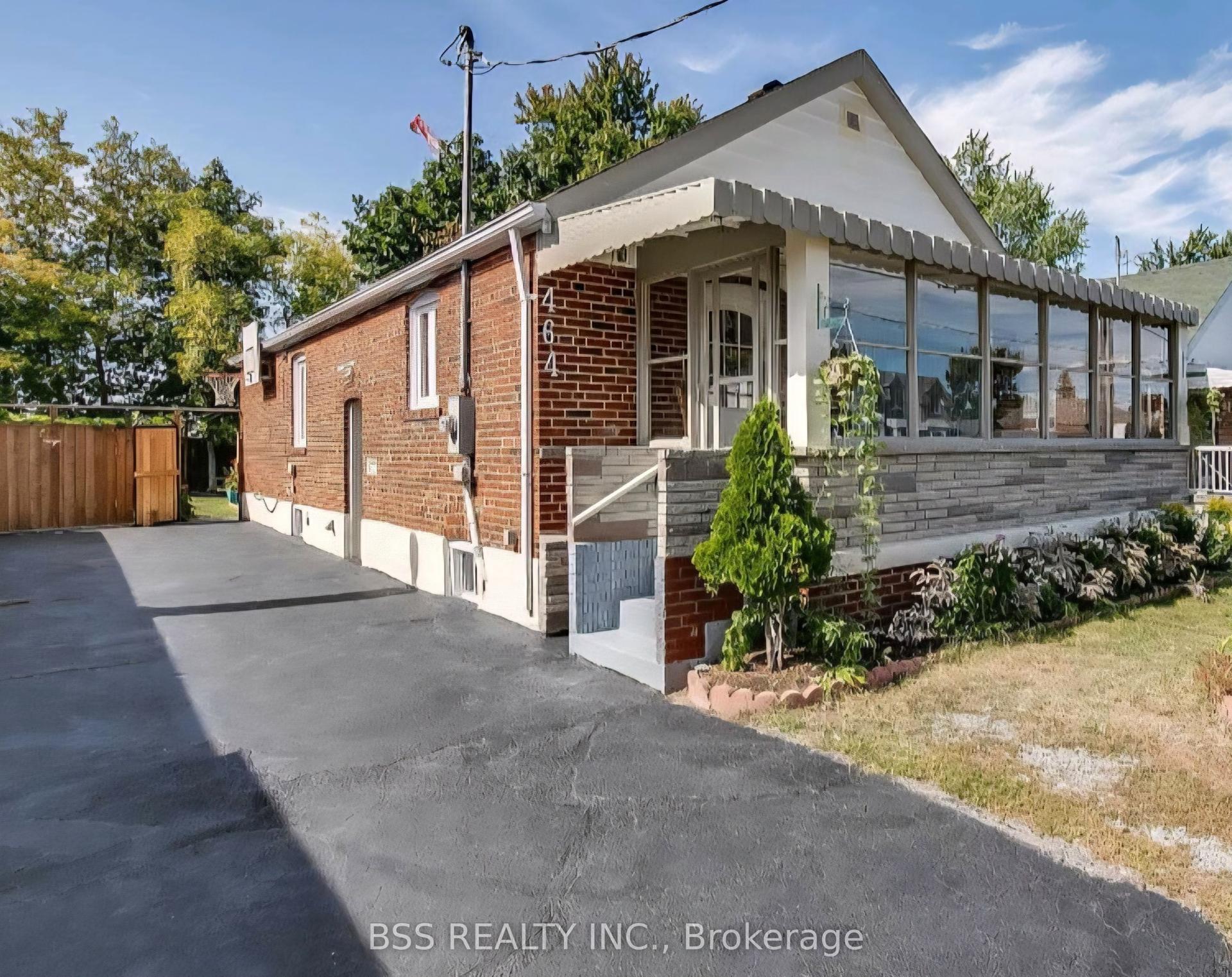 464 Warden Avenue — photo 1