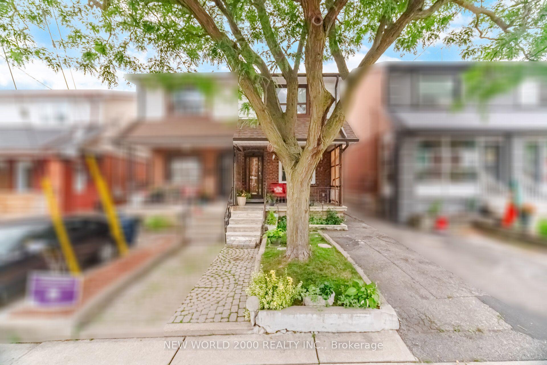 20 Rockwell Avenue, Toronto — Semi-Detached for sale, photo 1