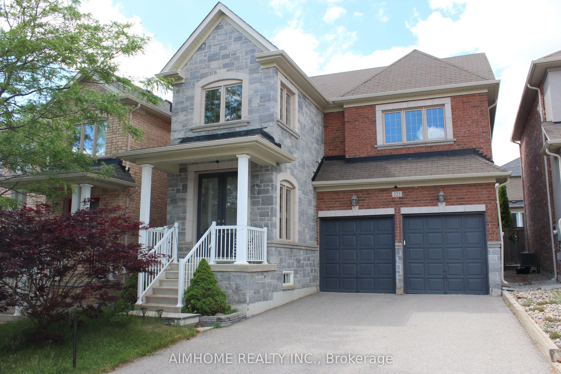 223 Emma Broadbent Court — photo 1