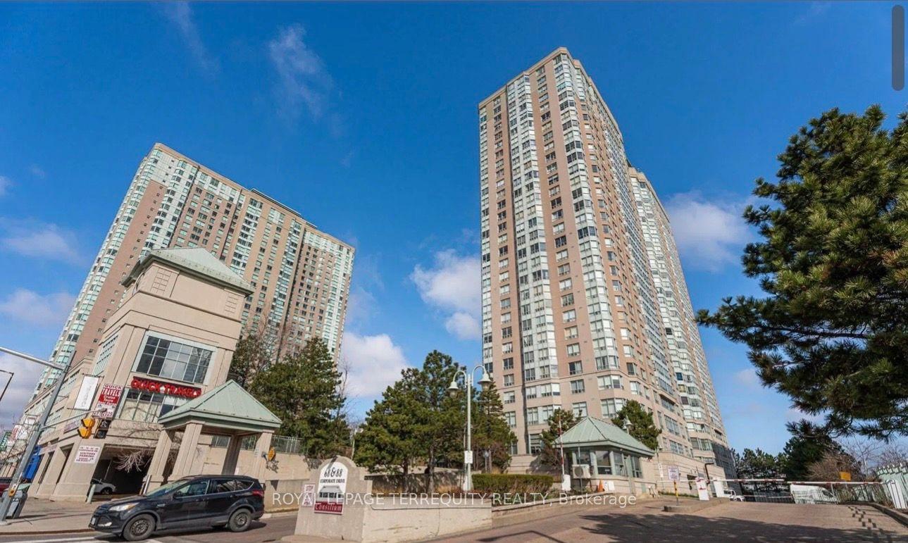 88 Corporate Drive 316 #316 — photo 1