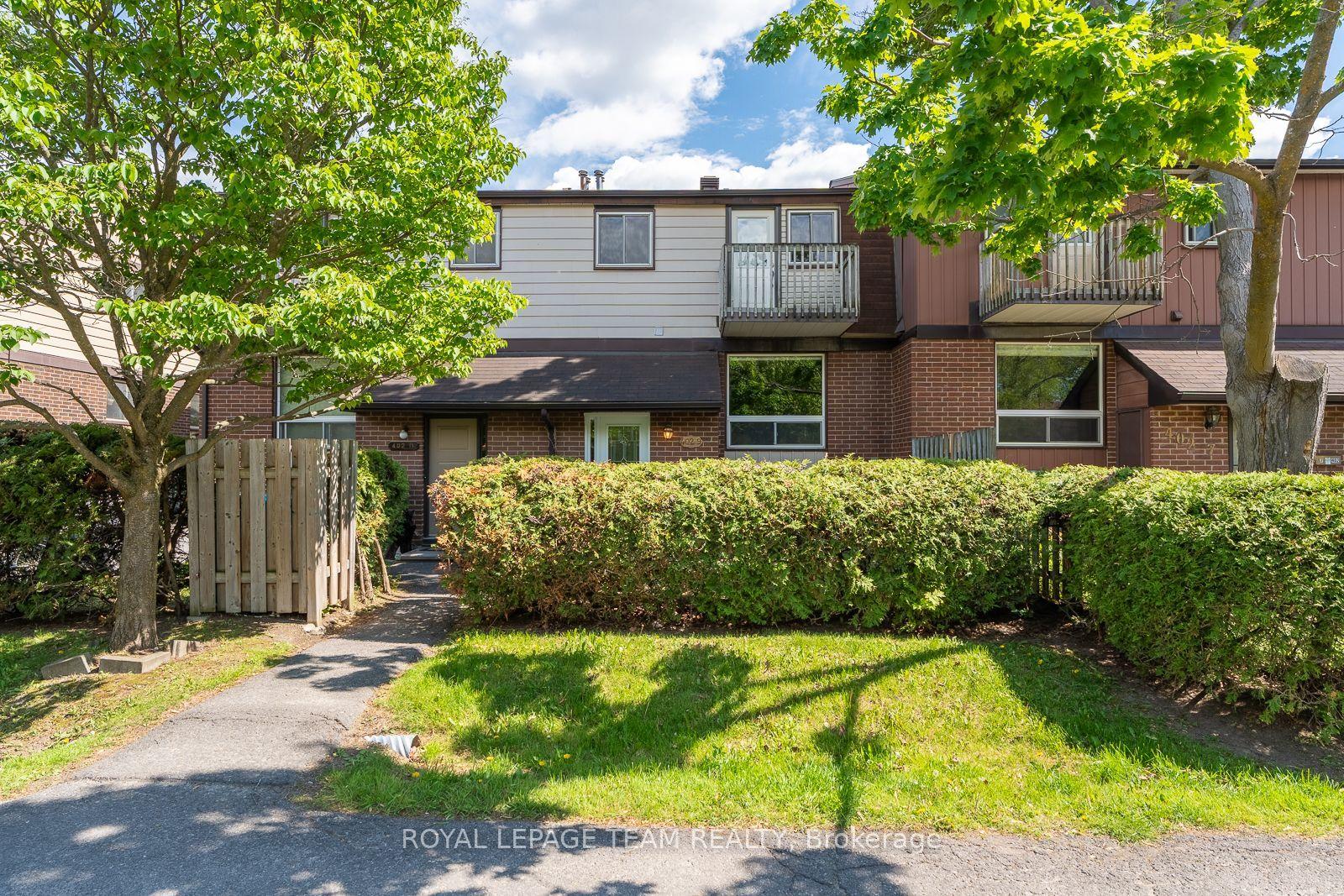 402 Montfort Street 9 #9 — photo 1
