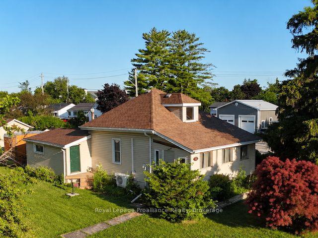 252 Sidney Street — photo 1