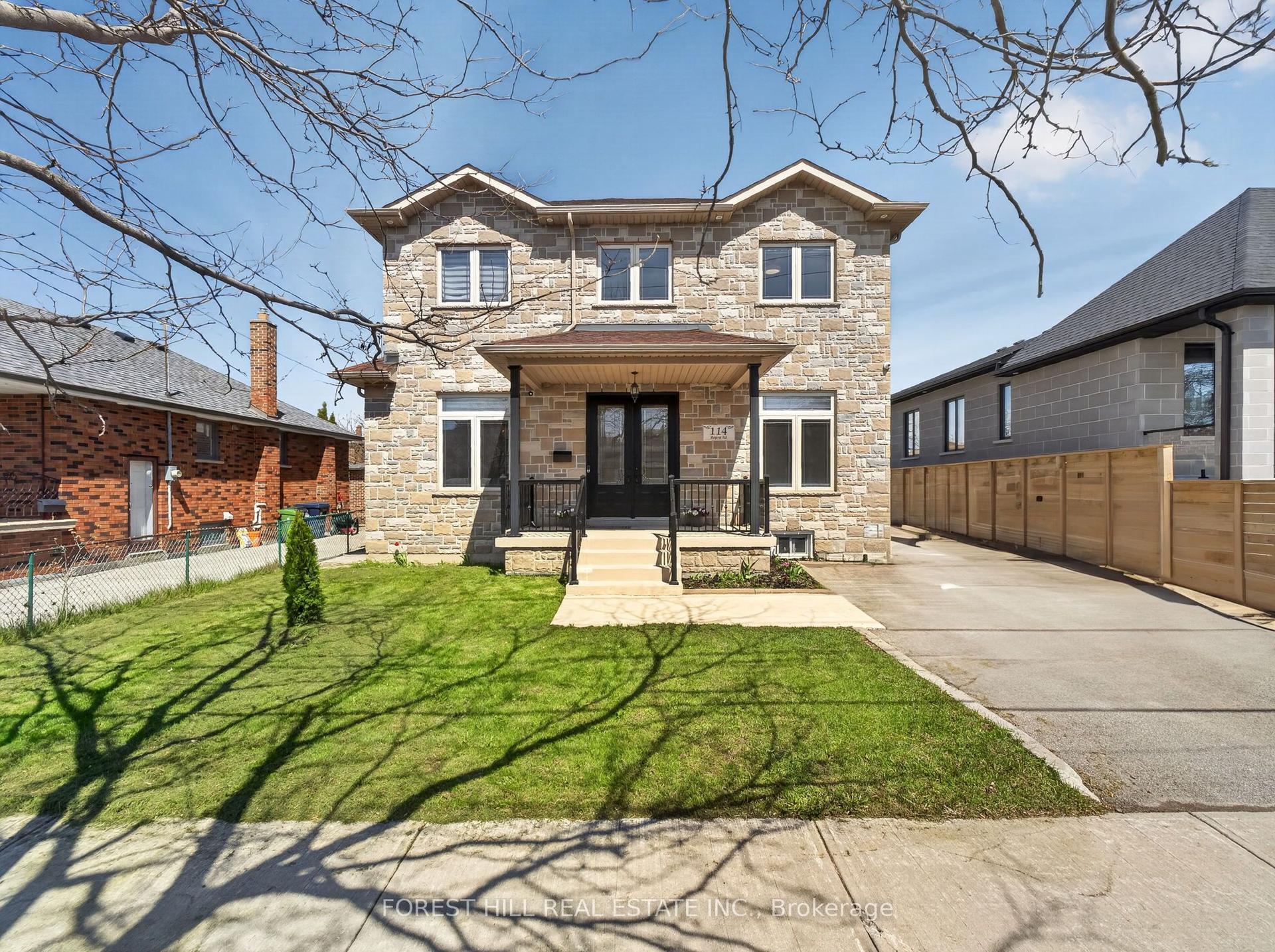 114 Regent Road, Toronto — Detached for sale, photo 1