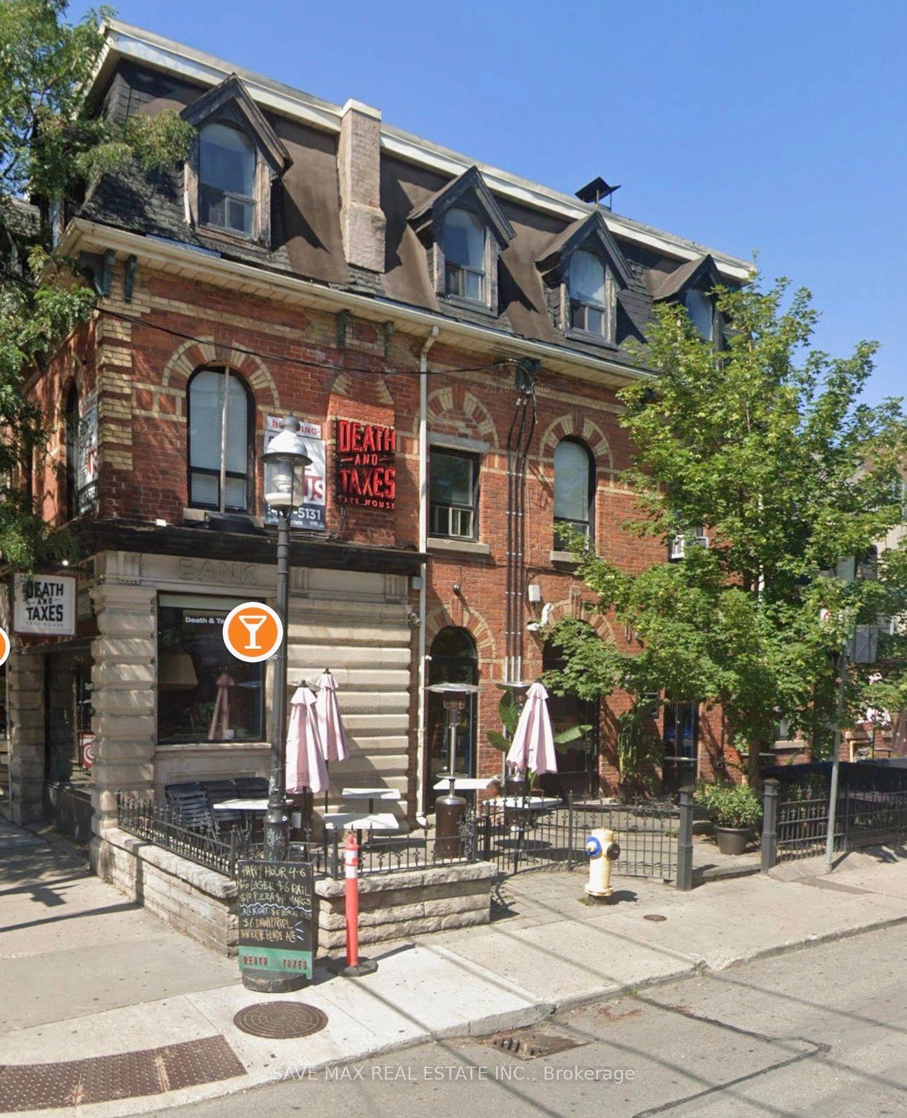 1154 W Queen Street W — photo 1