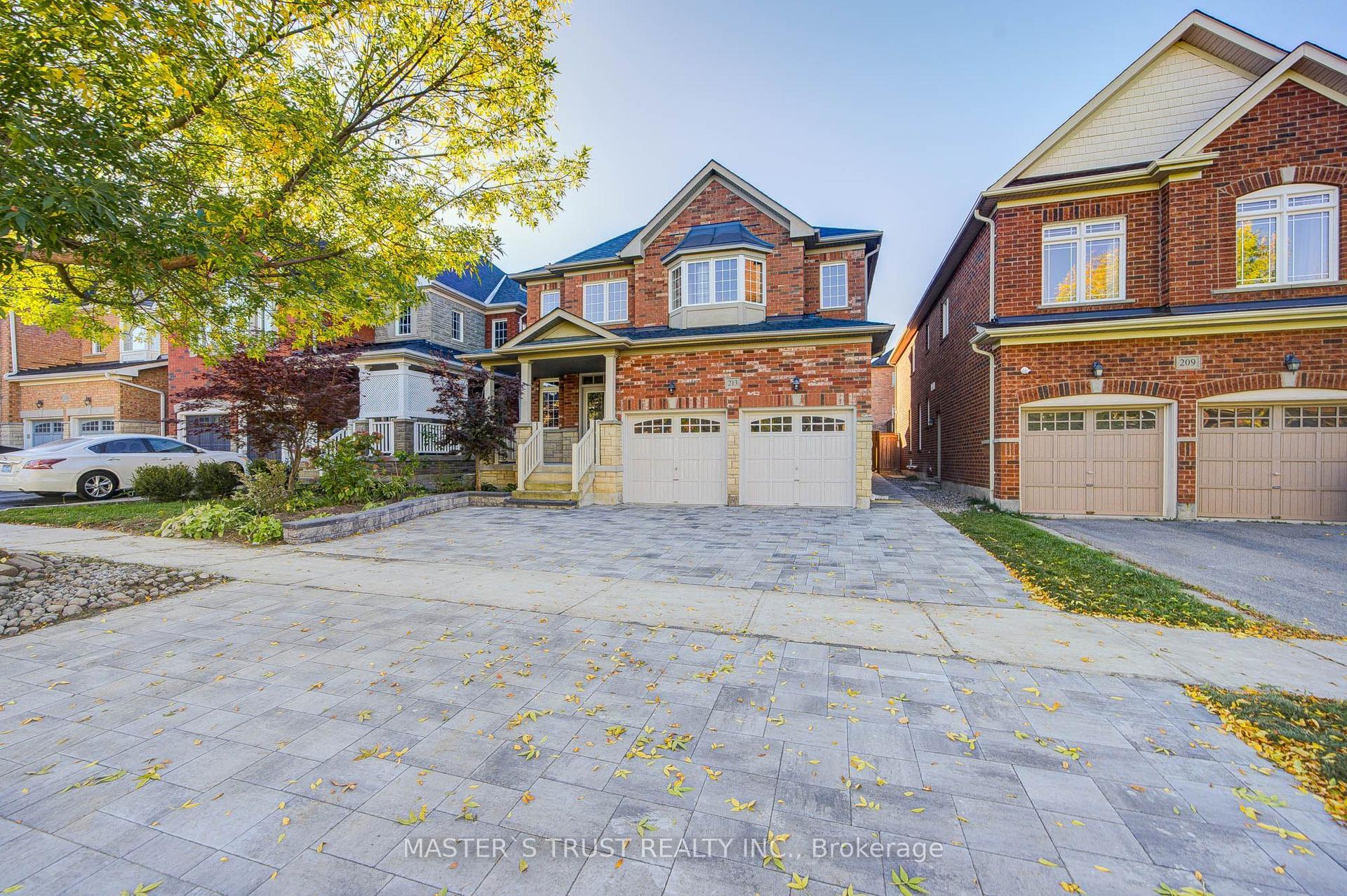 213 River Ridge Boulevard, Aurora — Detached for lease, photo 1