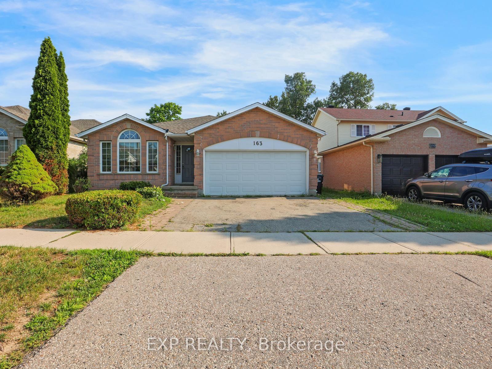 163 Daimler Drive, Kitchener — Detached for sale, photo 1