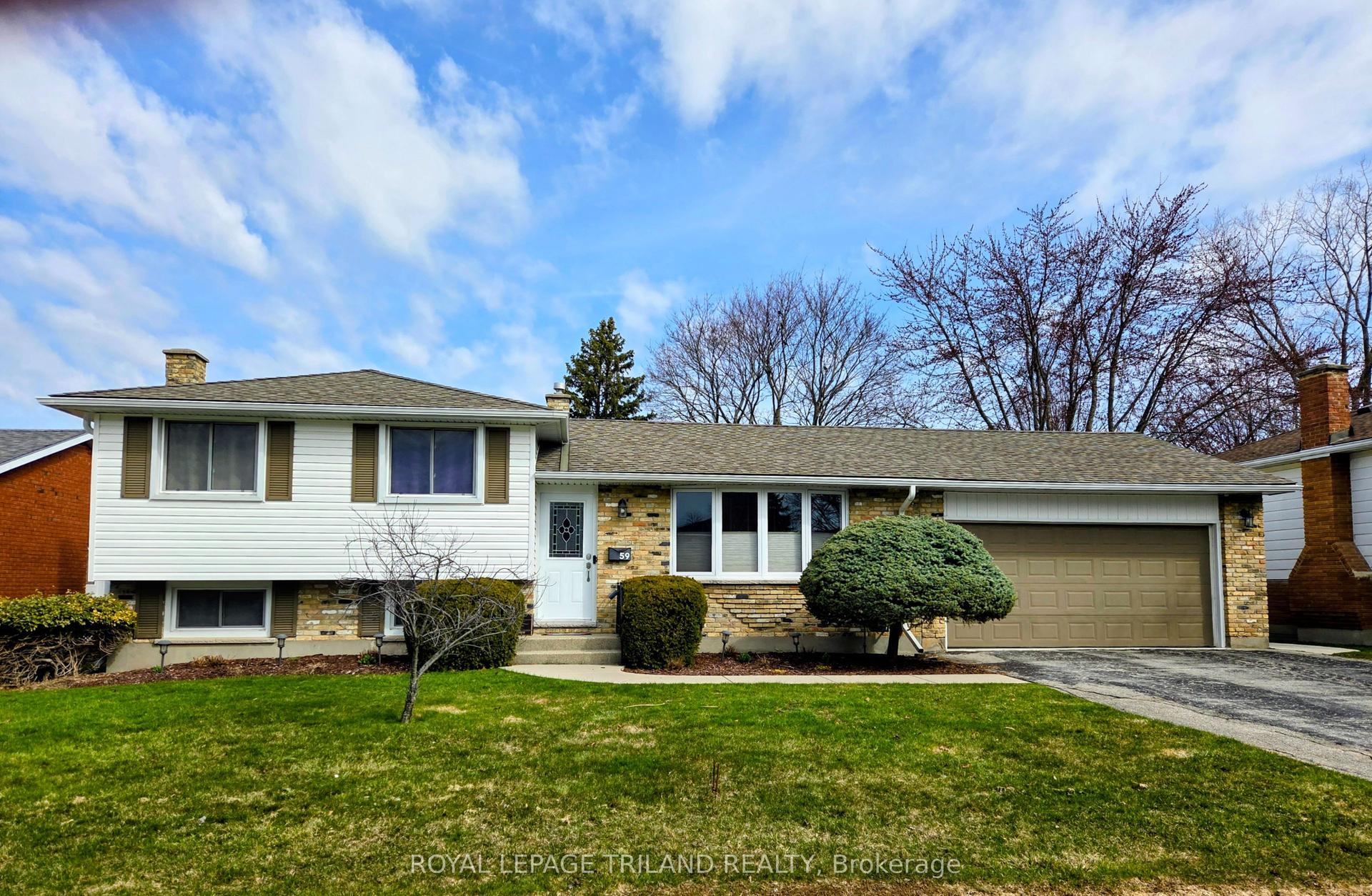 59 Lawrence Avenue — photo 1