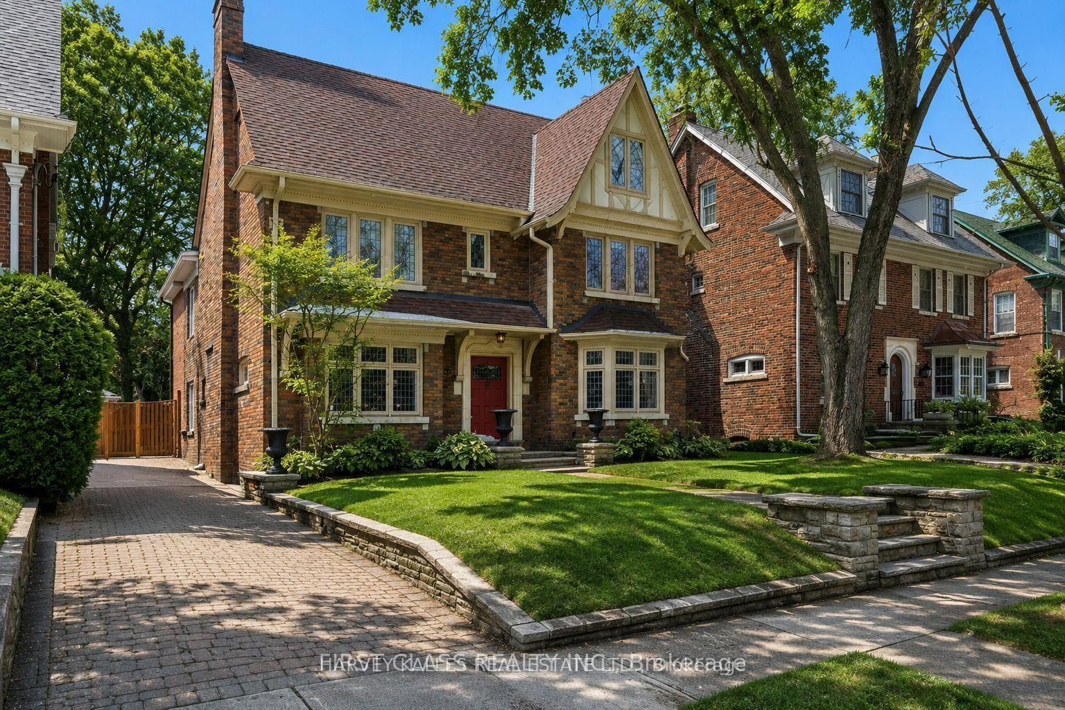 80 Douglas Drive, Toronto — Detached for lease, photo 1