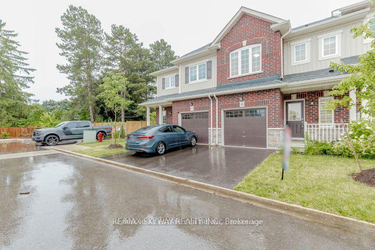 44 Dewberry Drive, Kitchener — Townhouse for lease, photo 1