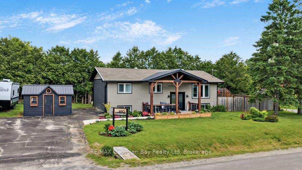 460 Athabaska Street — photo 1