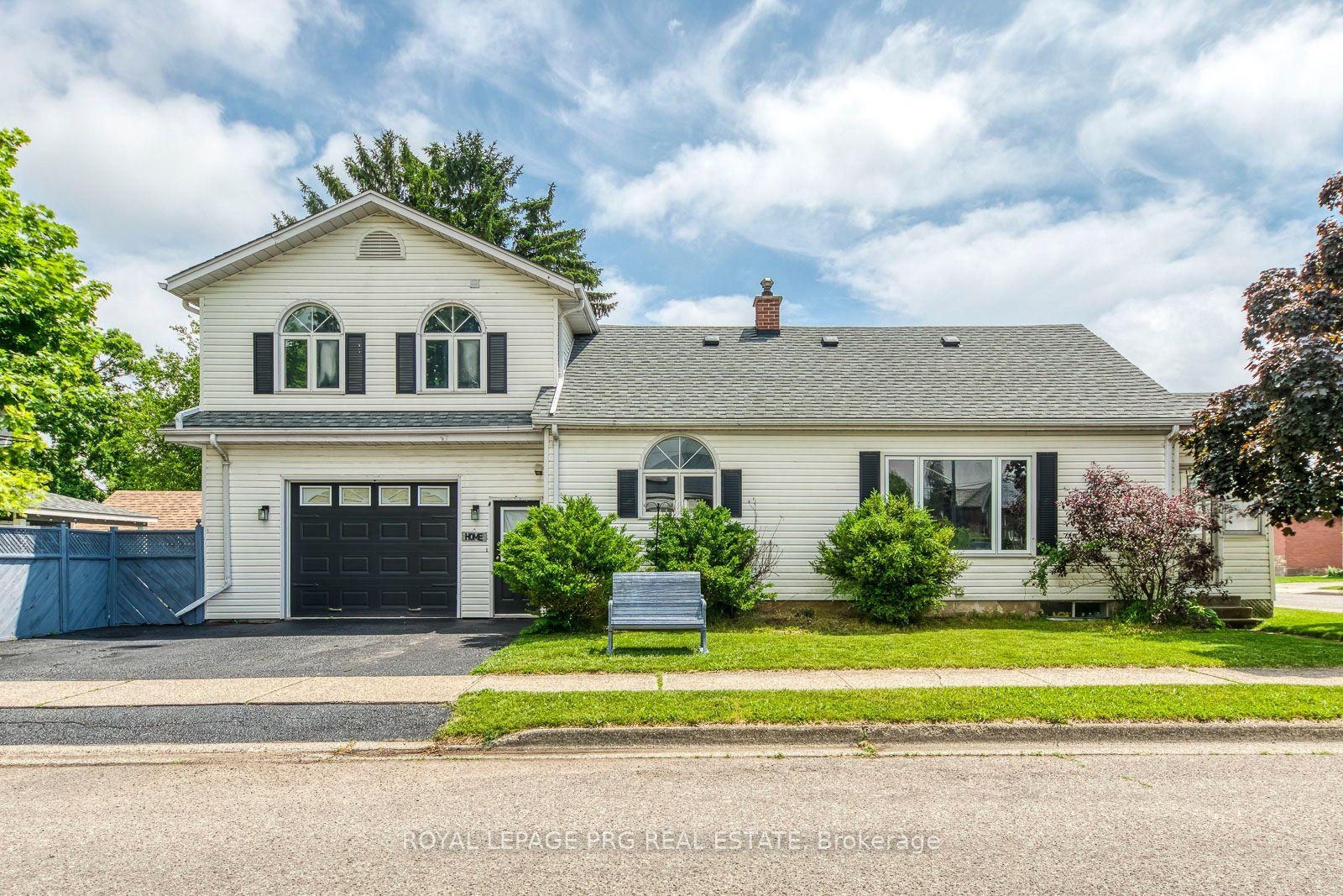54 Walter Street — photo 1
