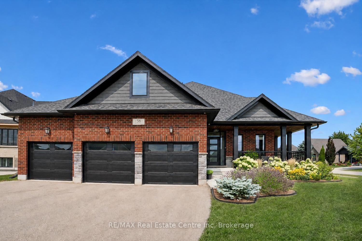58 Carriage Crossing, Mapleton — Detached for sale, photo 1