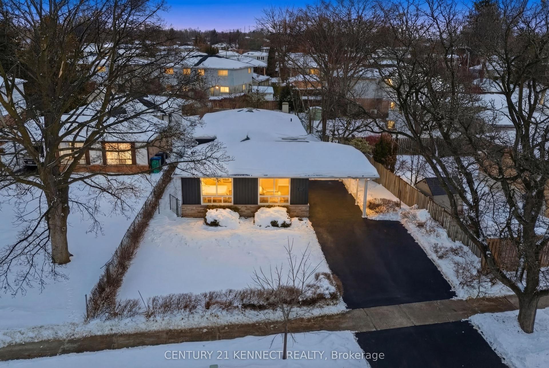 2121 Baynham Court — photo 1
