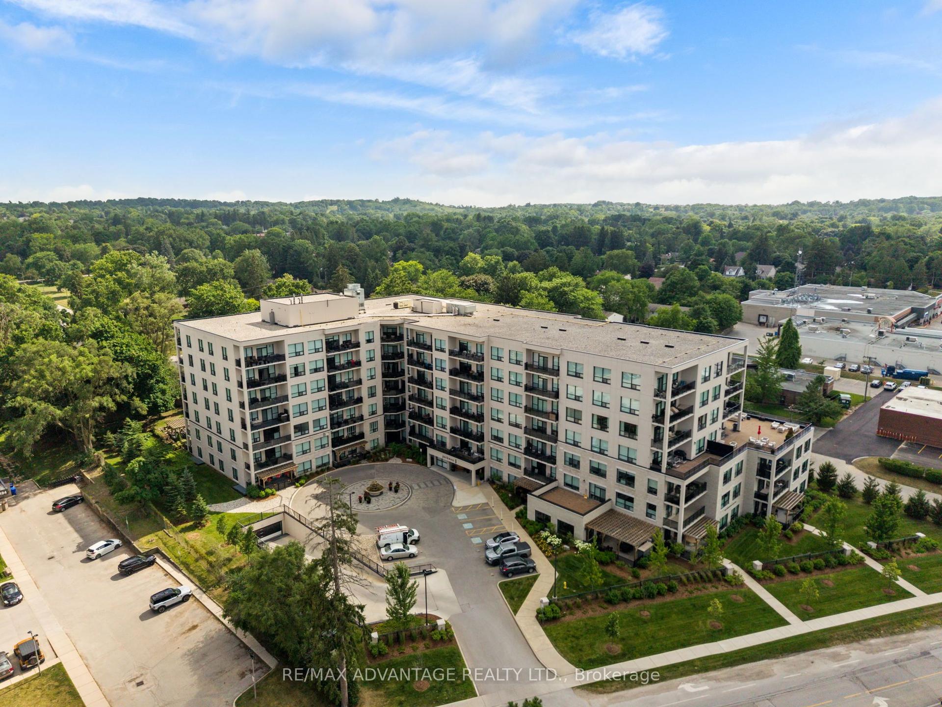 1200 W Commissioners Road W 118 #118, London South — Condo for sale, photo 1
