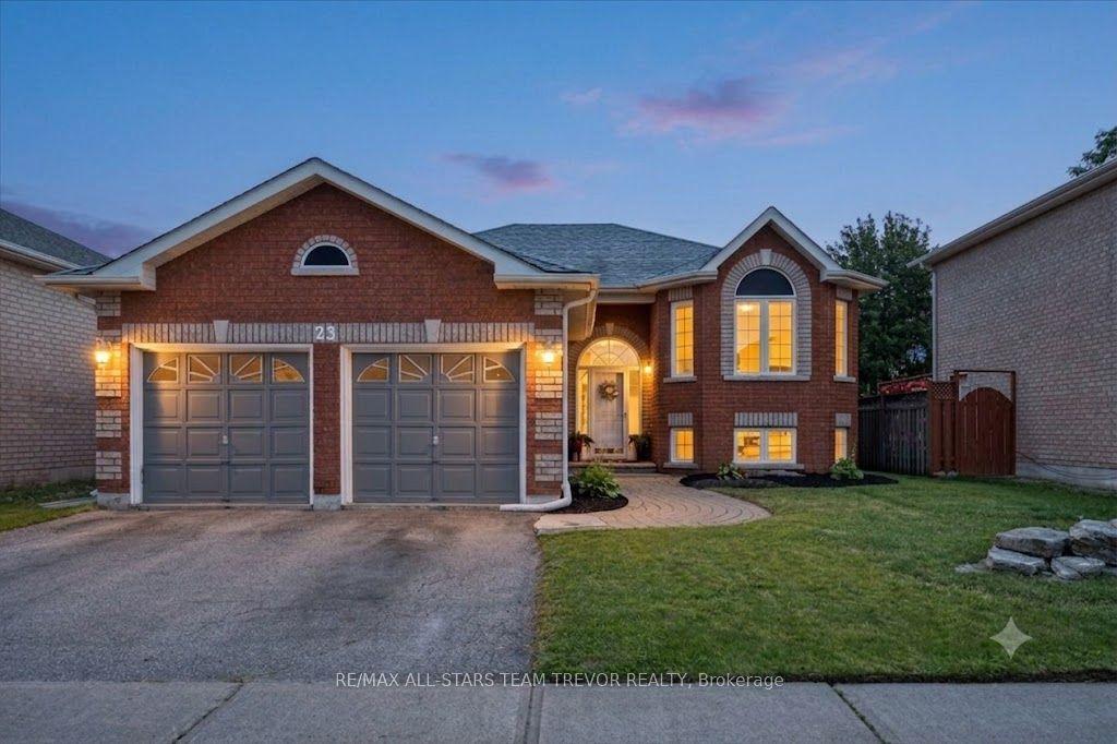 23 Dovedale Drive, Georgina — Detached for sale, photo 1