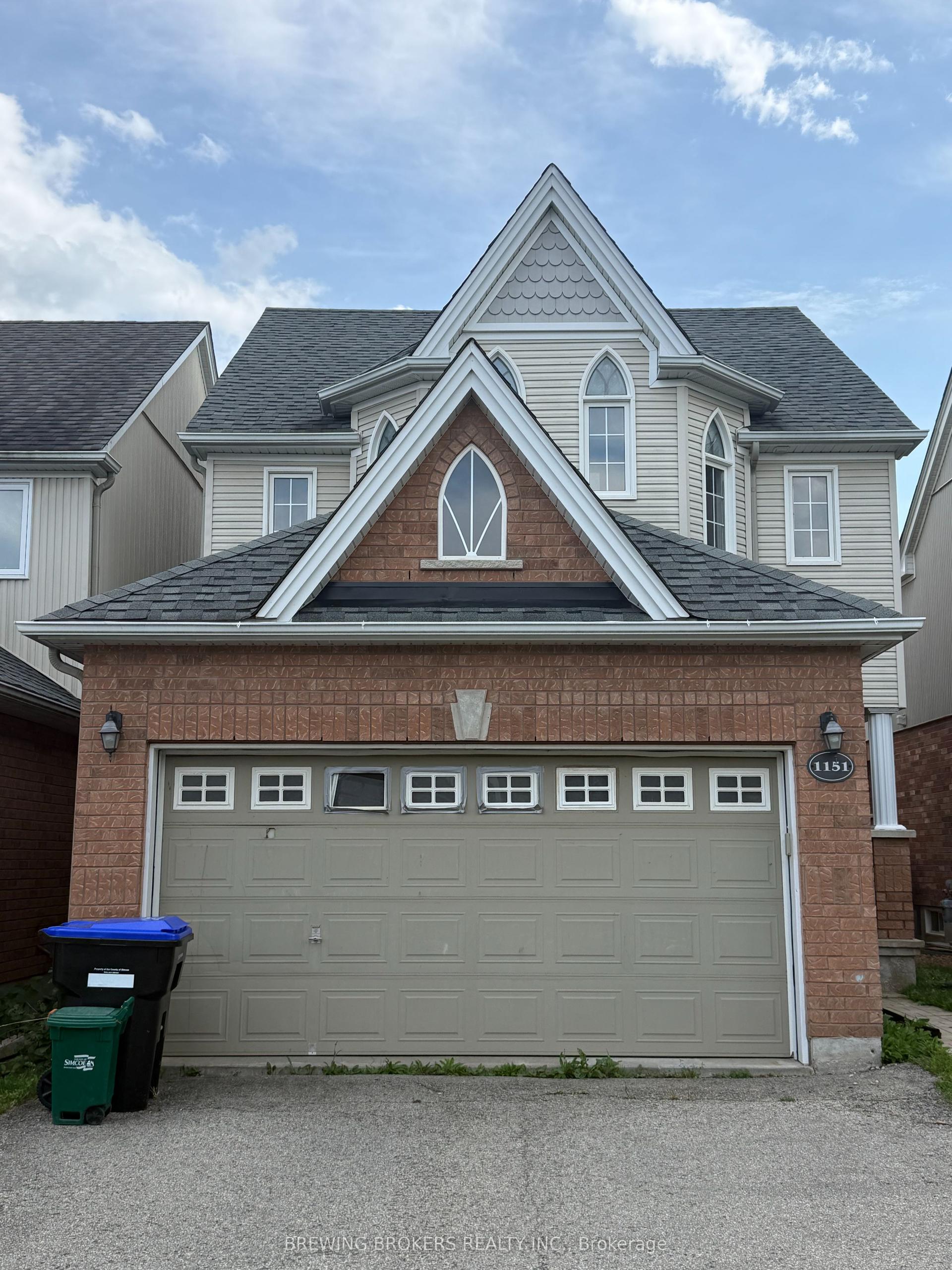1151 Kell Street, Innisfil — Detached for lease, photo 1