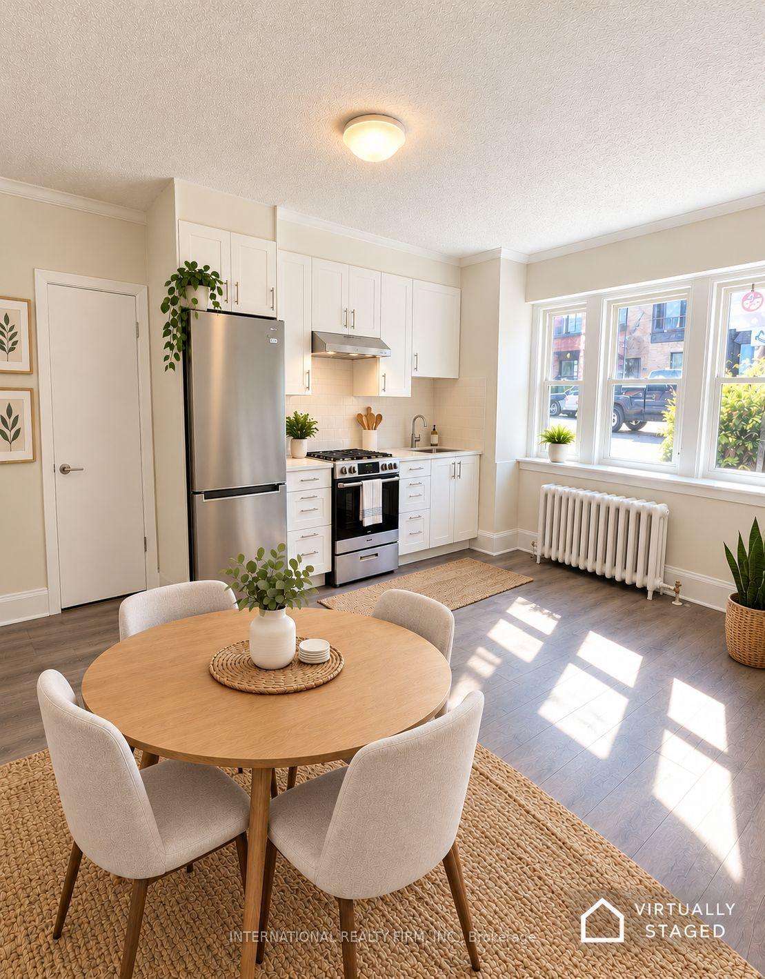 1094 College Street 1 #1, Toronto — Multiplex for lease, photo 1