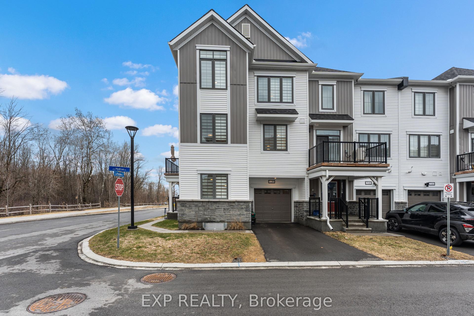 720 Hydrus Private — photo 1