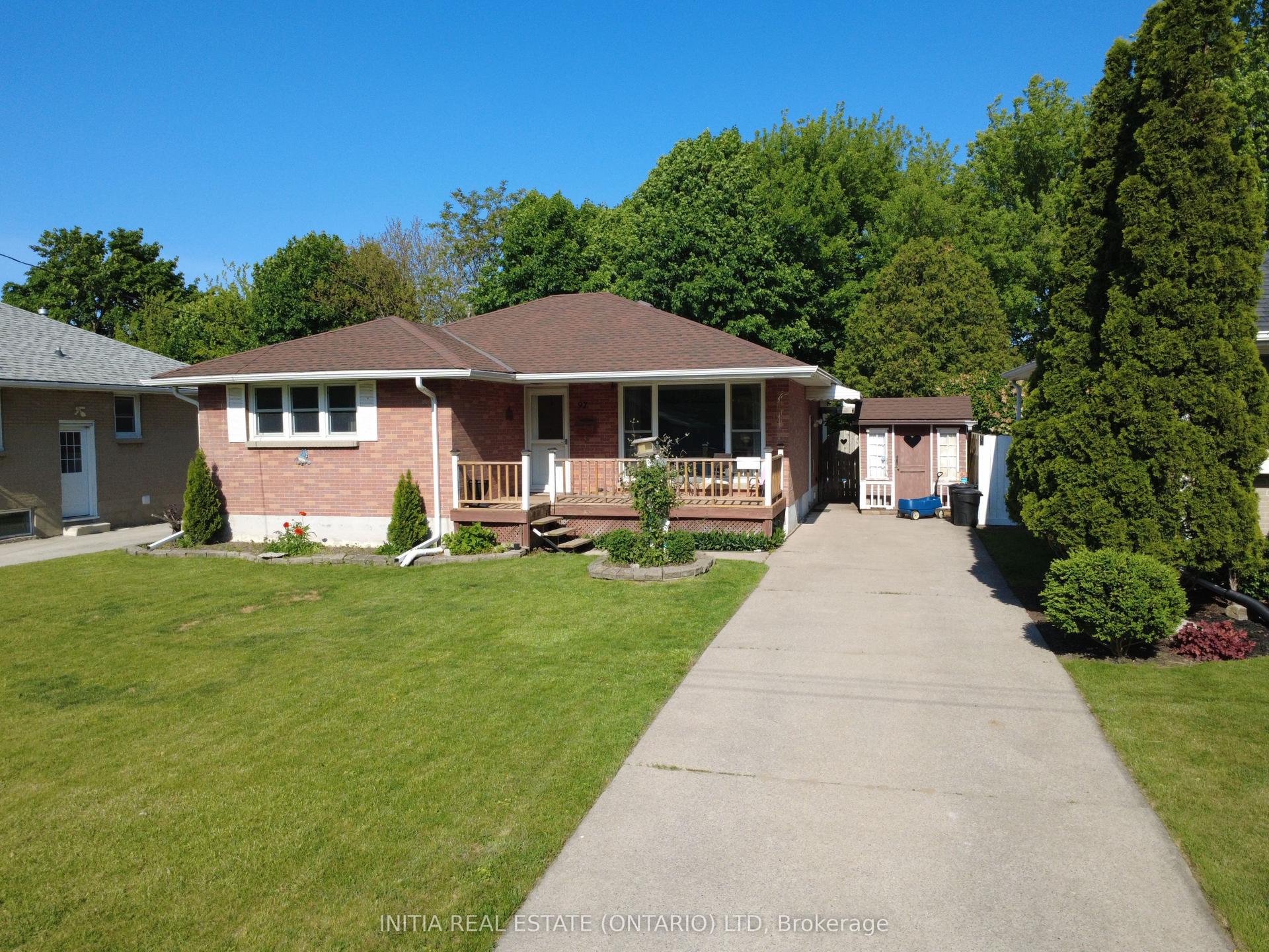 97 Grey Crescent — photo 1