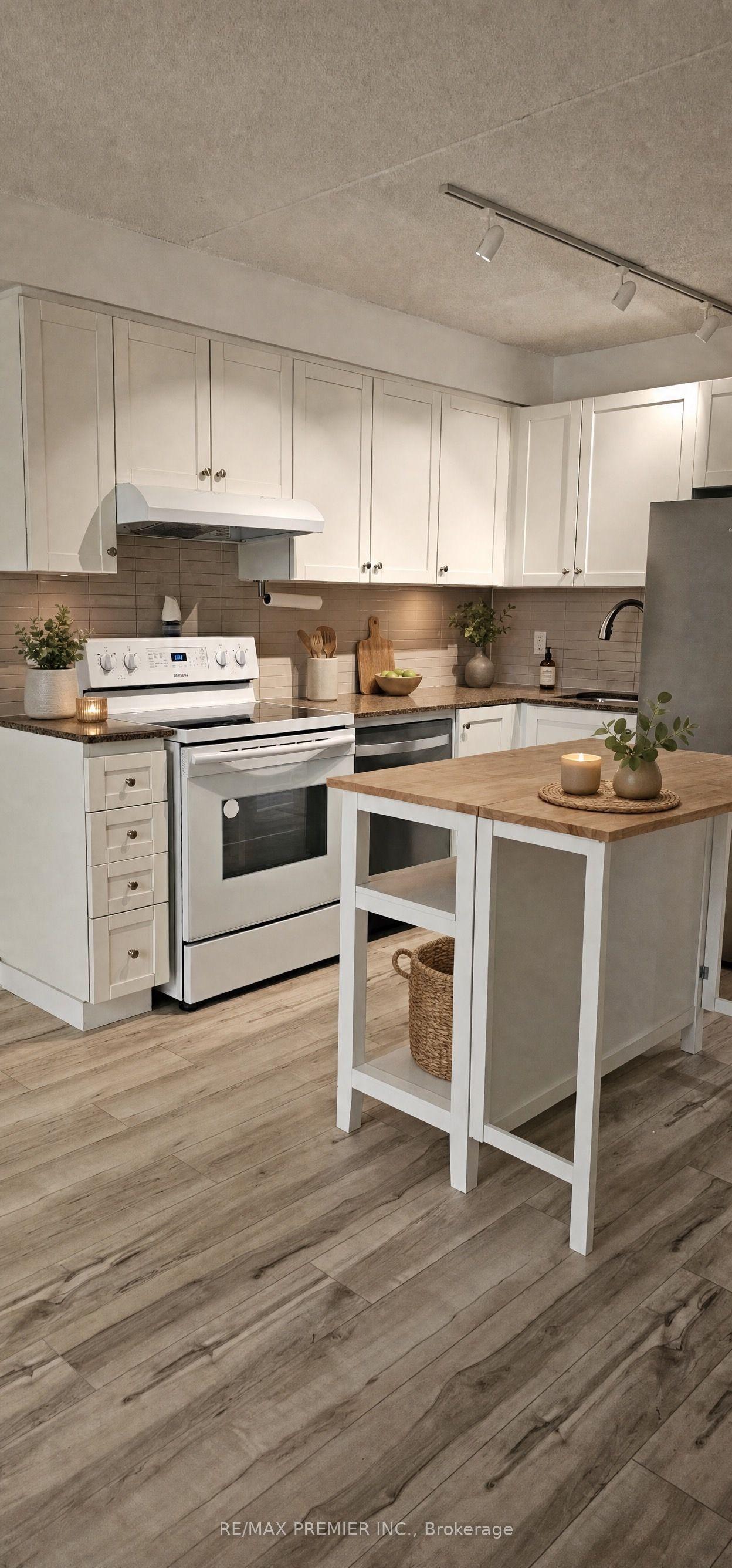2737 Keele Street 307 #307, Toronto — Condo for sale, photo 1