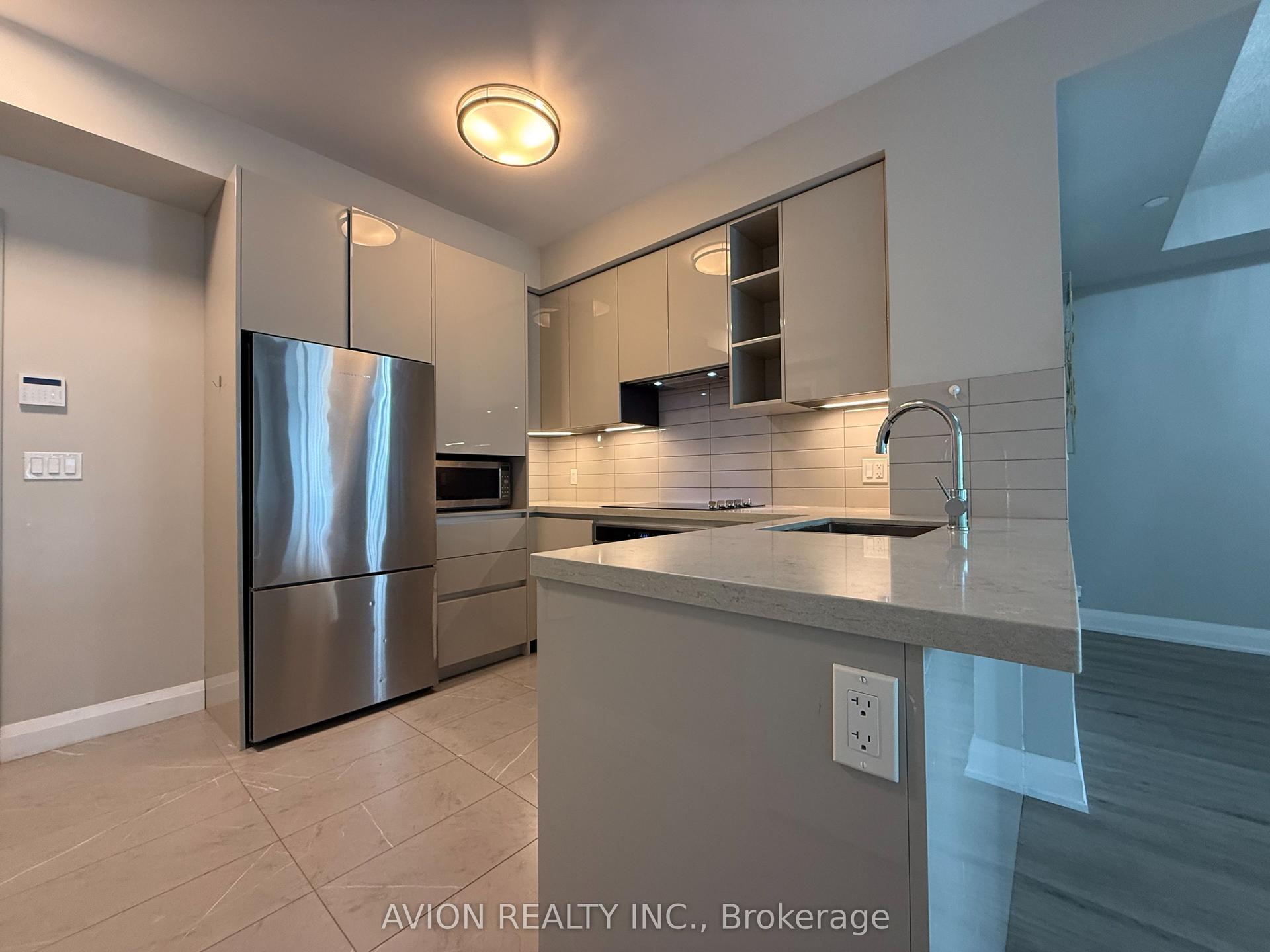 398 Highway 7 Street E 510 #510, Richmond Hill — Condo for lease, photo 1
