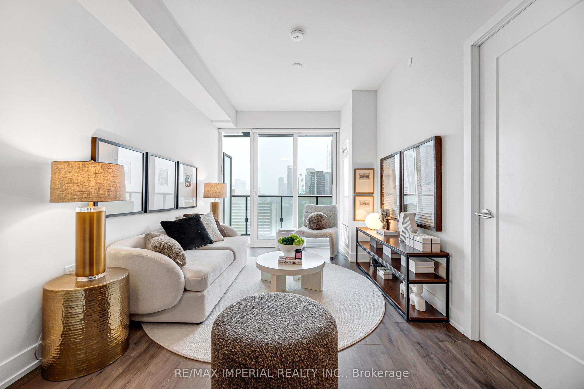 575 Bloor Street E 2410 #2410, Toronto — Condo for sale, photo 1