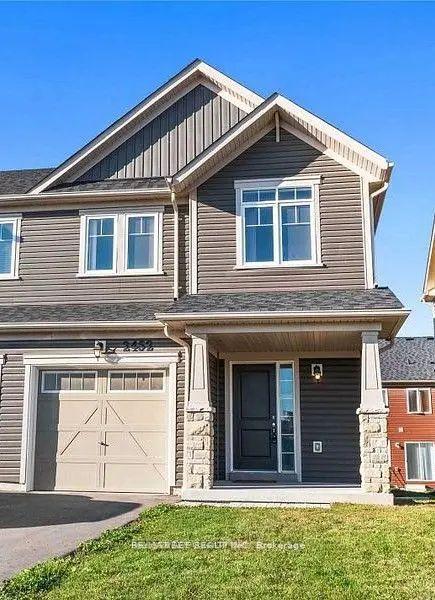 2452 Steeplechase Street — photo 1