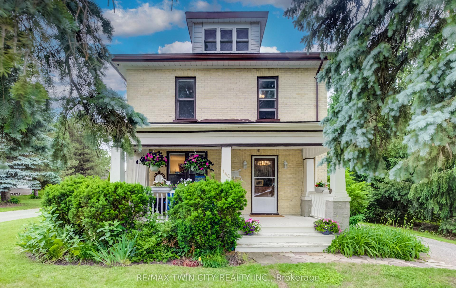 140 Shade Street, Wilmot — Detached for sale, photo 1