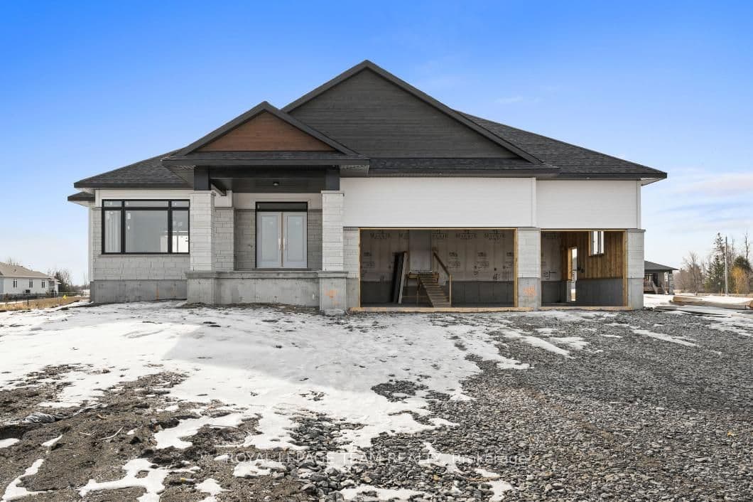 79 Hogan Drive — photo 1