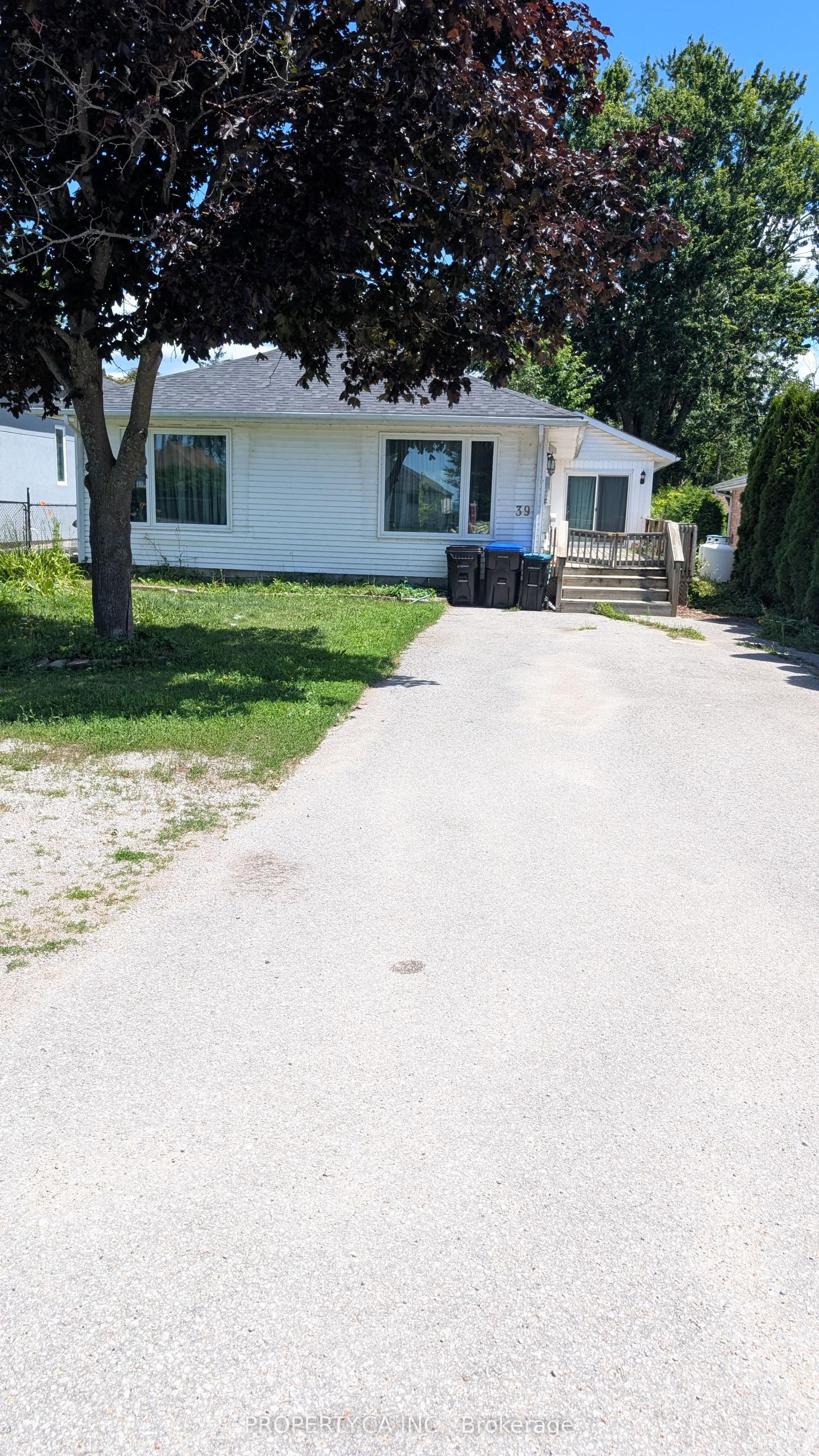 39 Lake Avenue, Ramara — Detached for sale, photo 1