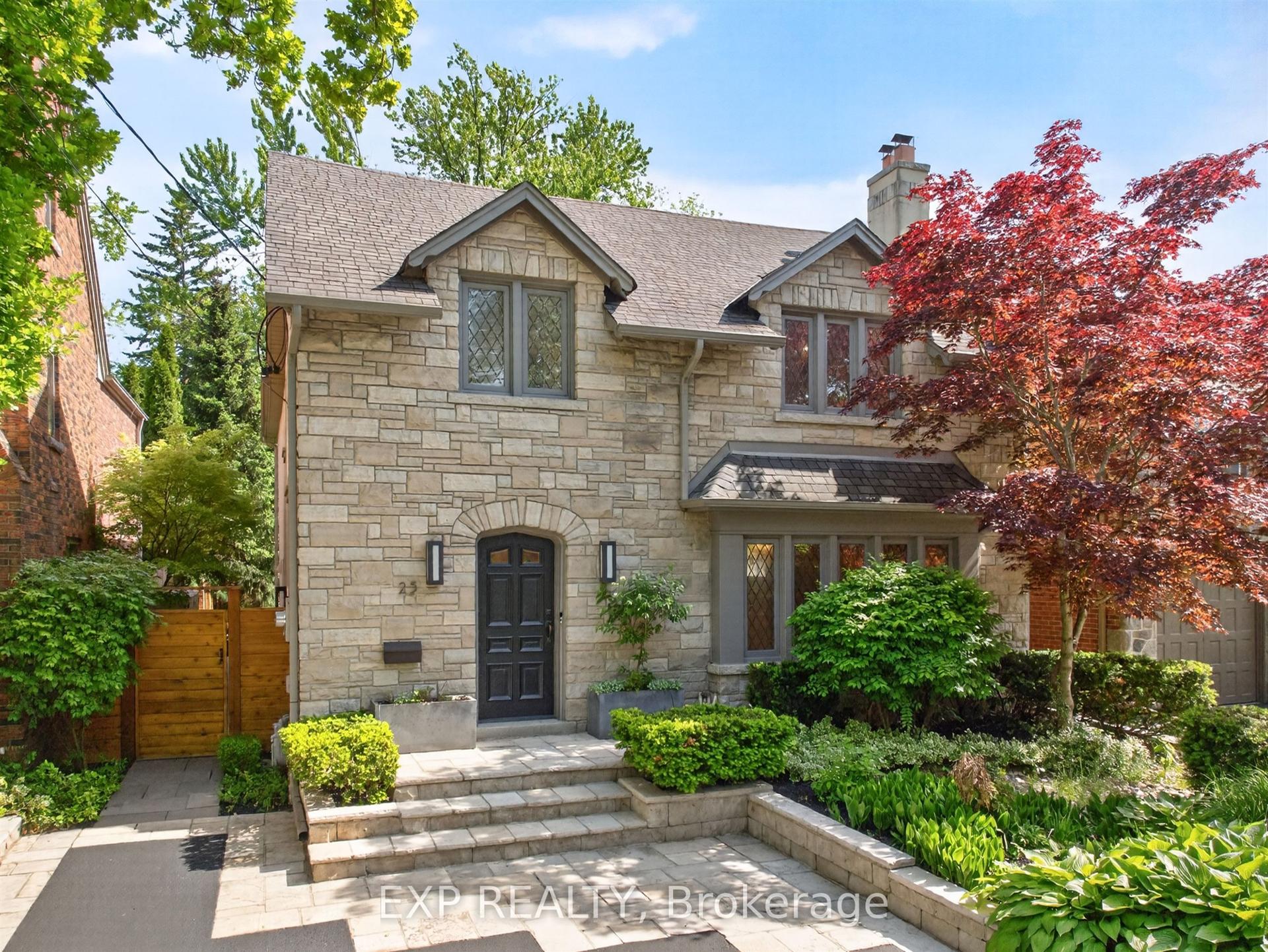 25 Kingsgarden Road — photo 1