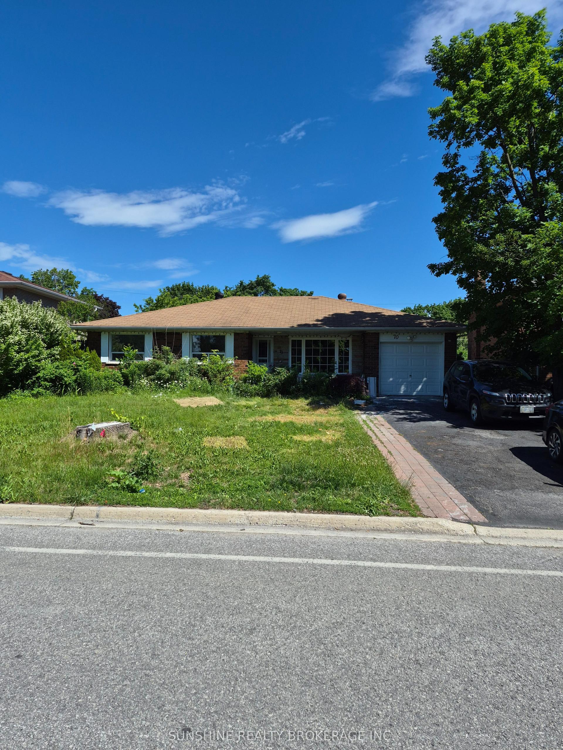 70 Southdale Drive — photo 1
