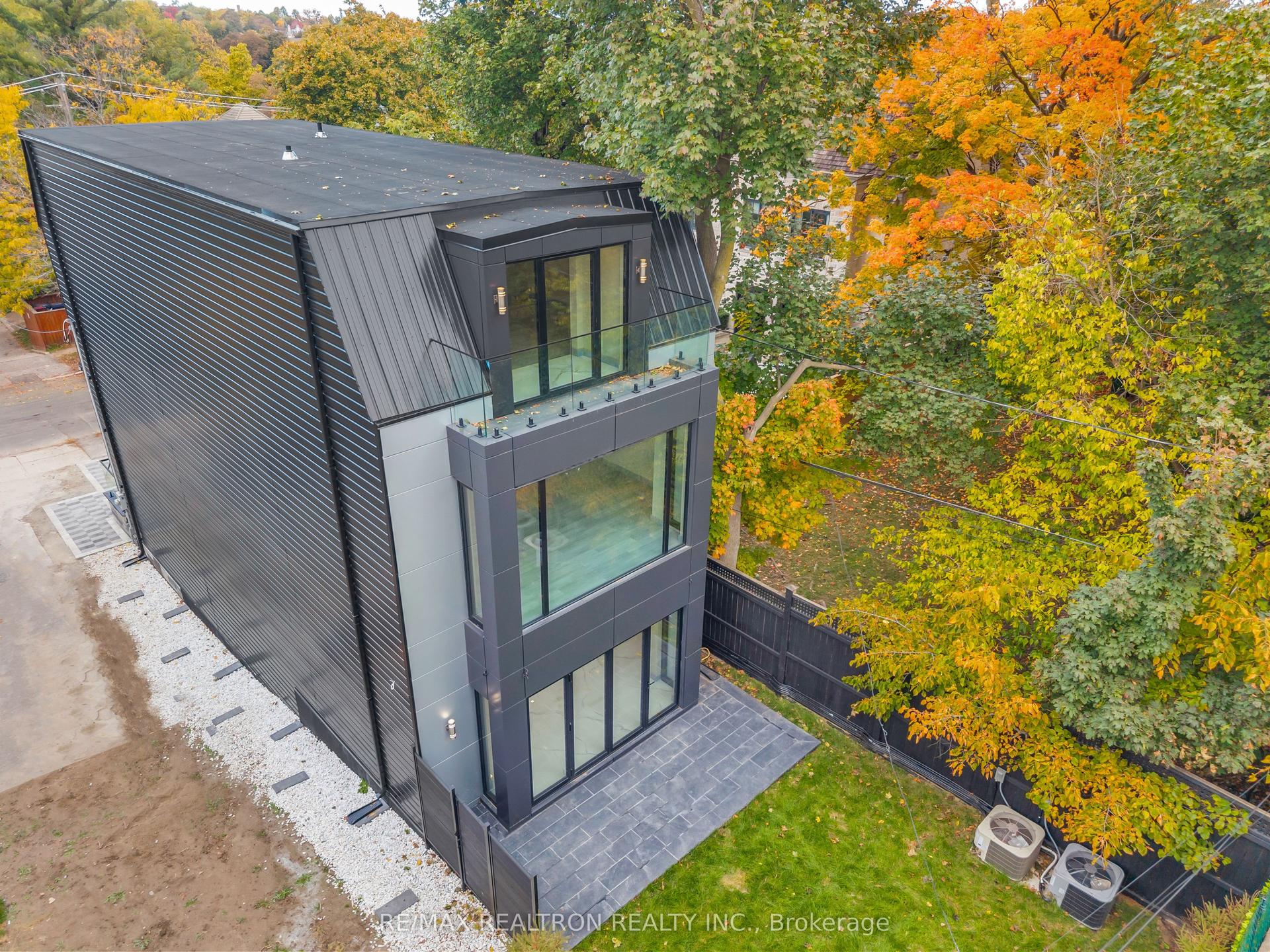 71 Ardmore Road — photo 1